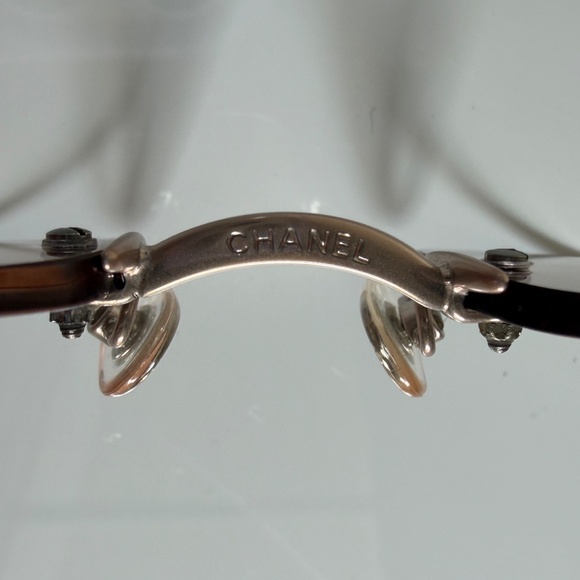 Chanel Sunglasses style 4002 c194/61 - Picture 10 of 16